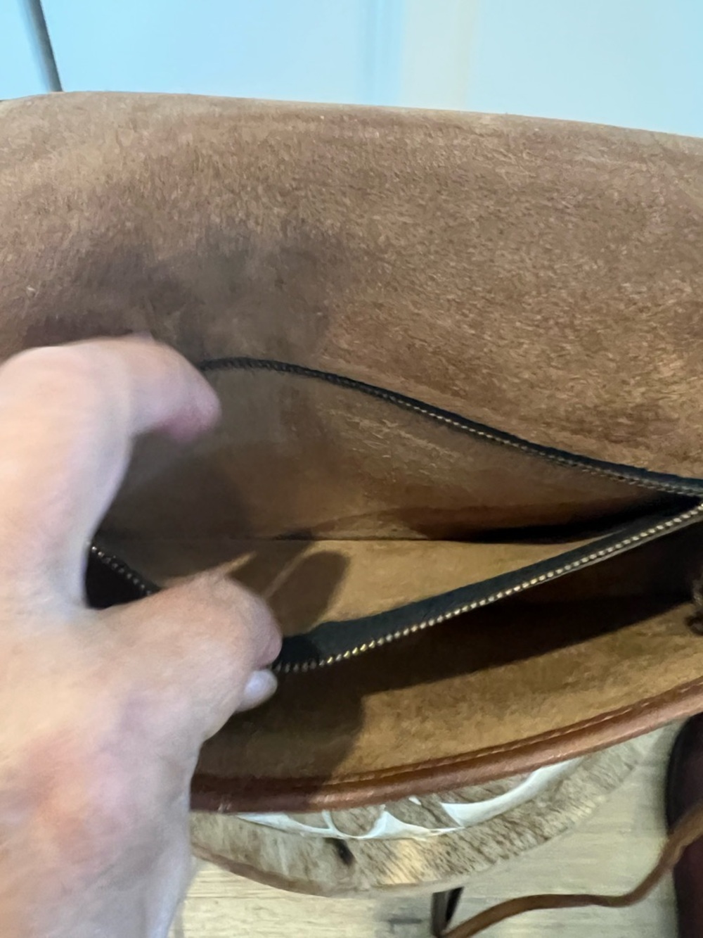 VTG. 70’s Coach NYC  Dinky Penny Classic Brown Leather Crossbody Bag - Picture 8 of 14